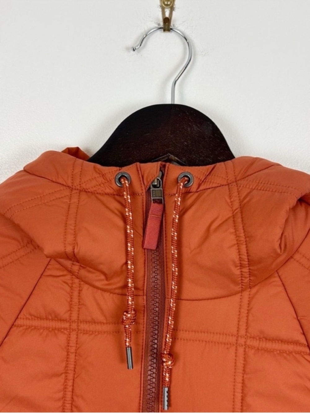 Patagonia Lost Canyon Hoody Jacket Size Medium in Burnished Red NWT - Picture 3 of 6